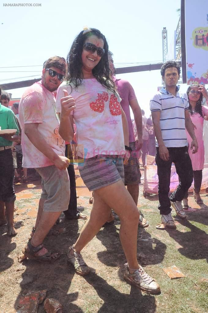 at Zoom Holi celebrations in Mumbai on 8th March 2012