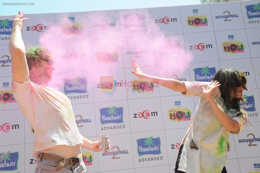 Shama Sikander, Alex O Neil at Zoom Holi celebrations in Mumbai on 8th March 2012