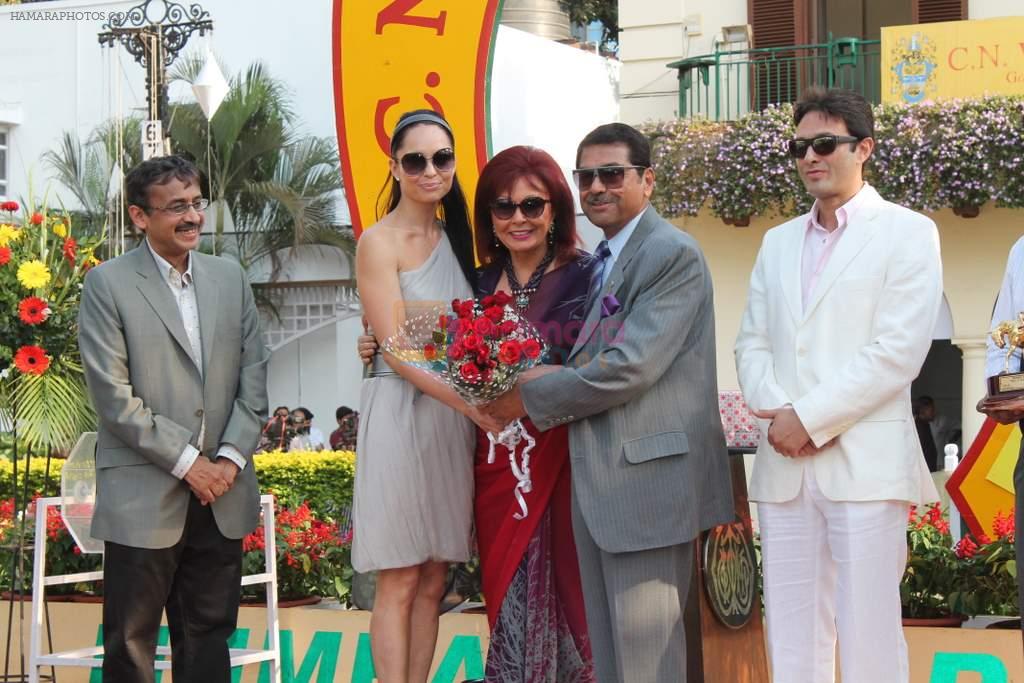 Ness Wadia, Maureen Wadia at Wadia Cup Derby in Mumbai on 11th March 2012