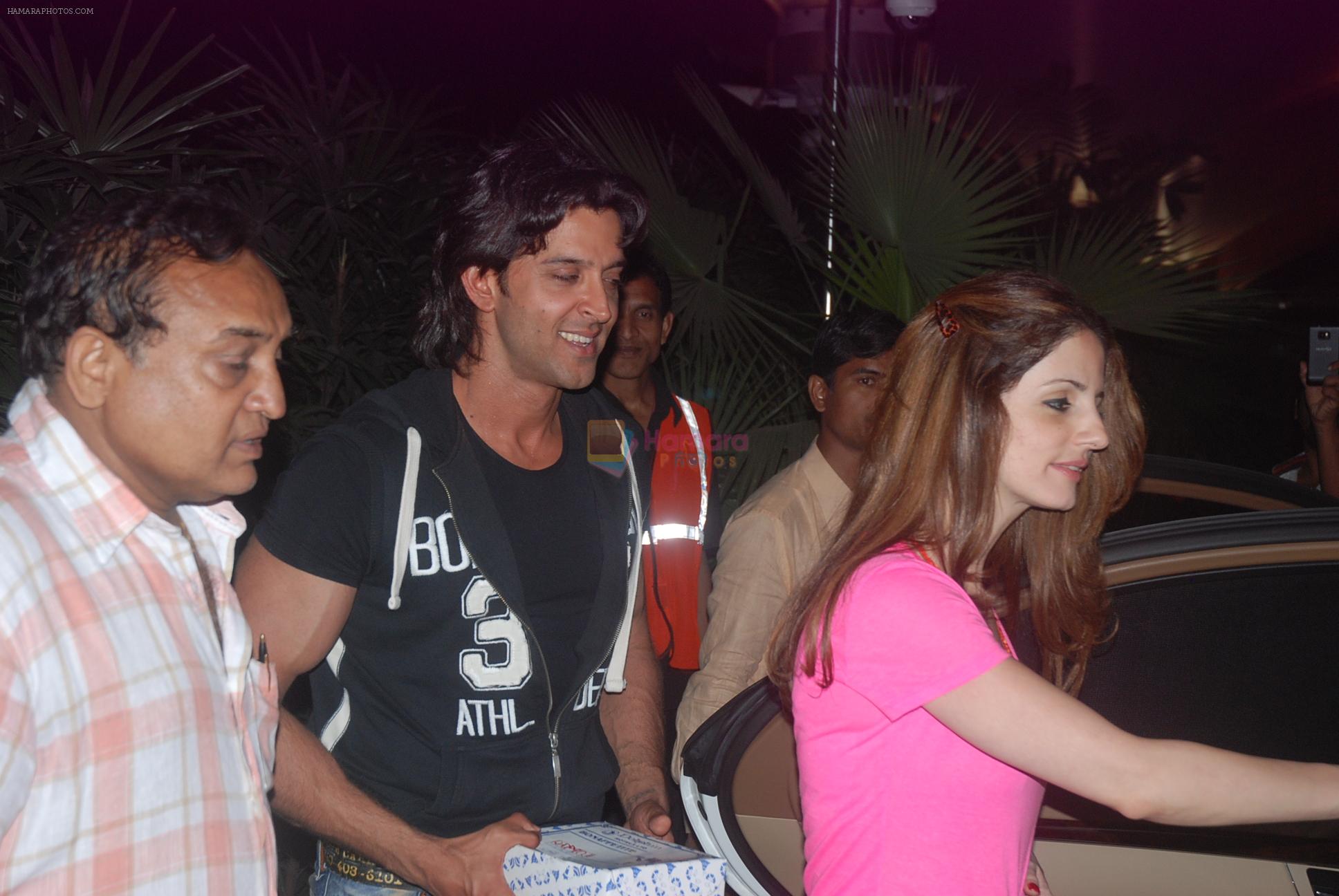 Hrithik Roshan, Suzanne Roshan snapped in Mumbai on 12th March 2012