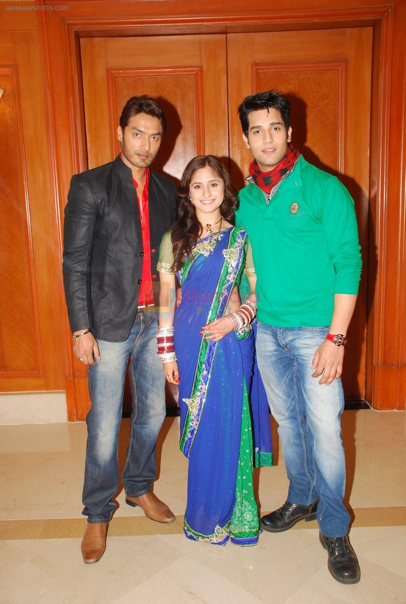 Hunar Hali at the launch of Colors new serial Chal Sheh Aur Mat in Mumbai on 13th March 2012
