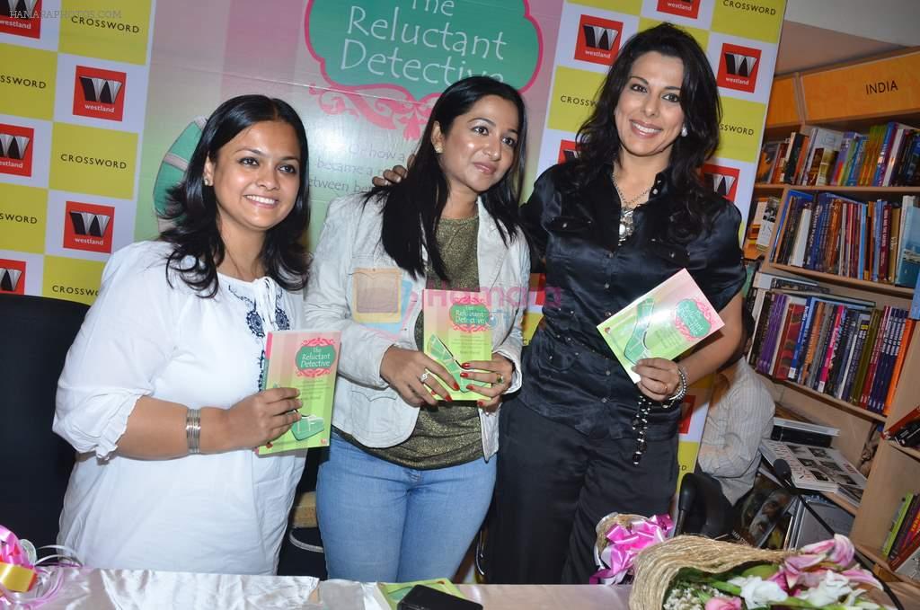 Pooja Bedi at the launch of Kiran Manrals book in Crossword, Juhu on 16th March 2012