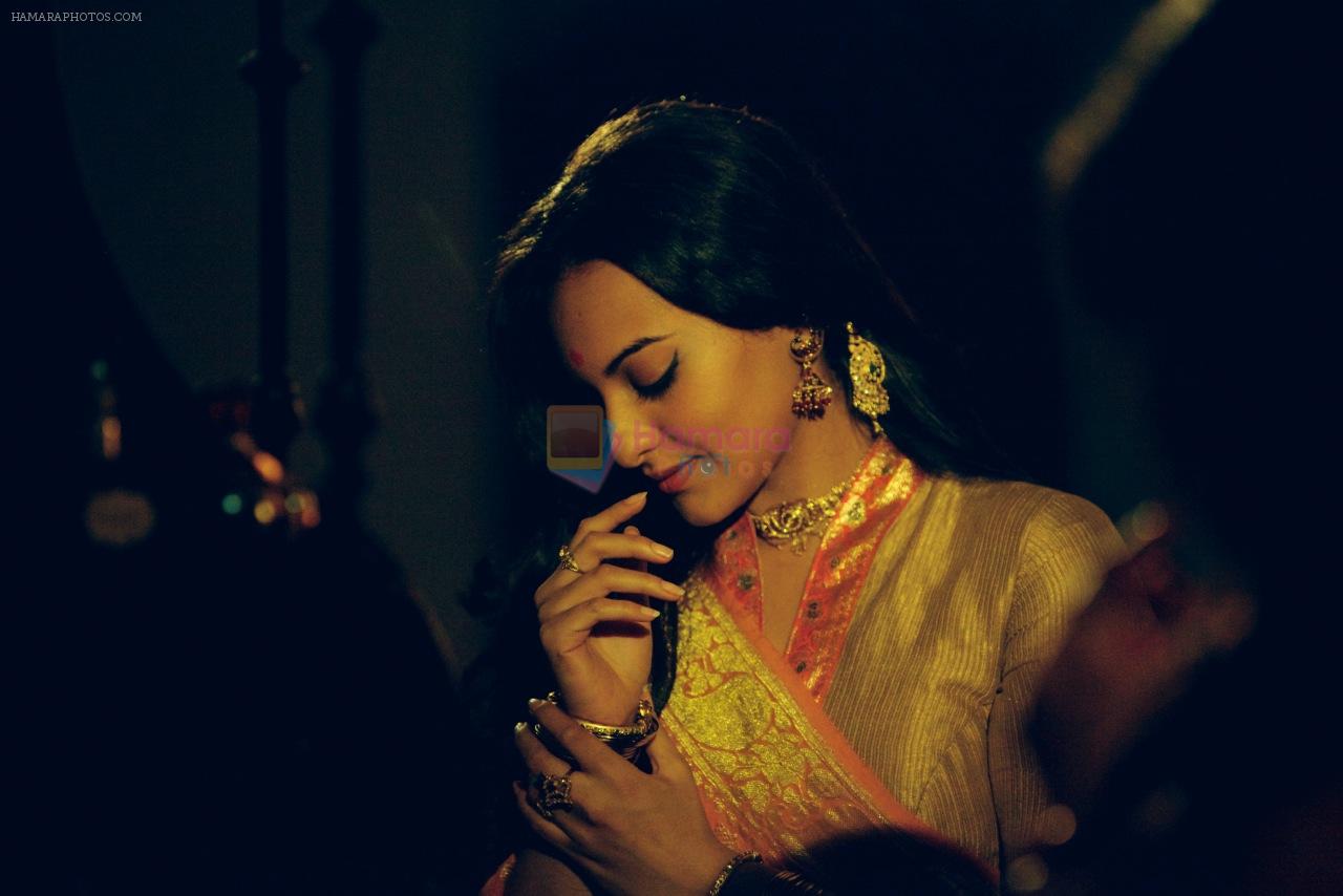 Sonakshi Sinha in Movie Lootera