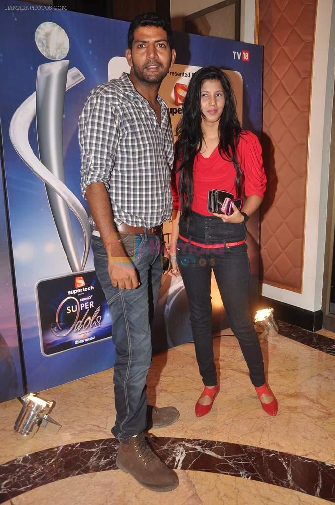 Ashutosh Kaushik at IBN 7 Super Idols in Taj Land's End on 20th March 2012