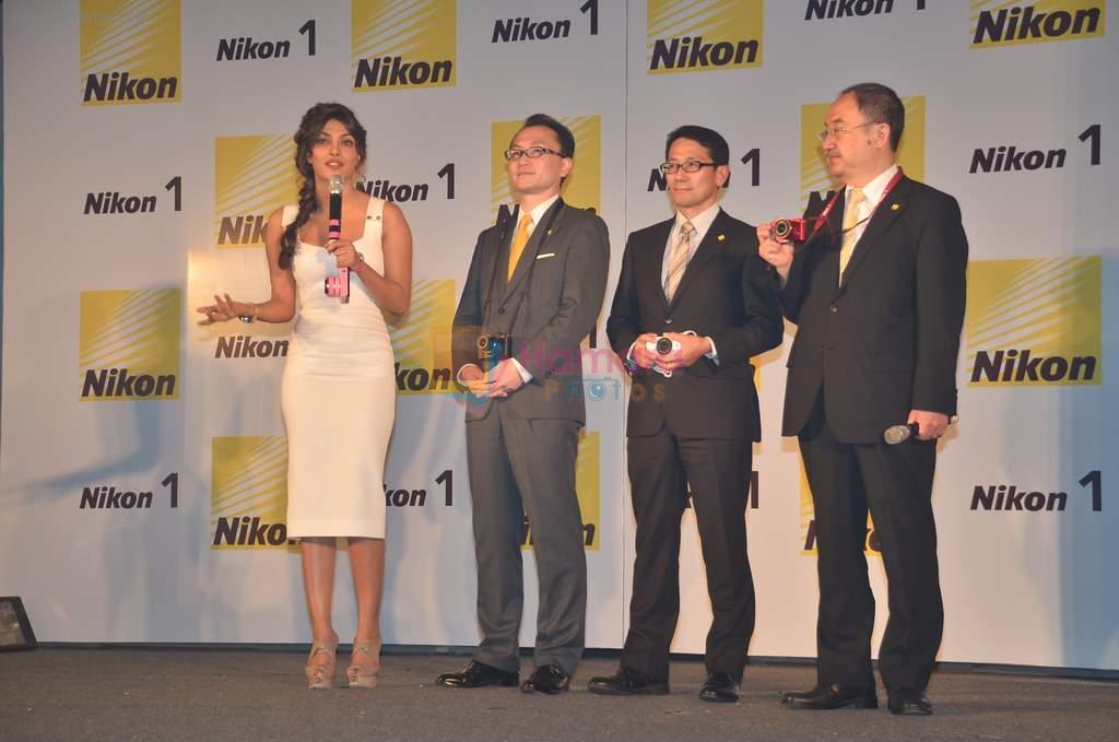 Priyanka Chopra launches Nikon 1 cameras in Mumbai on 21st March 2012