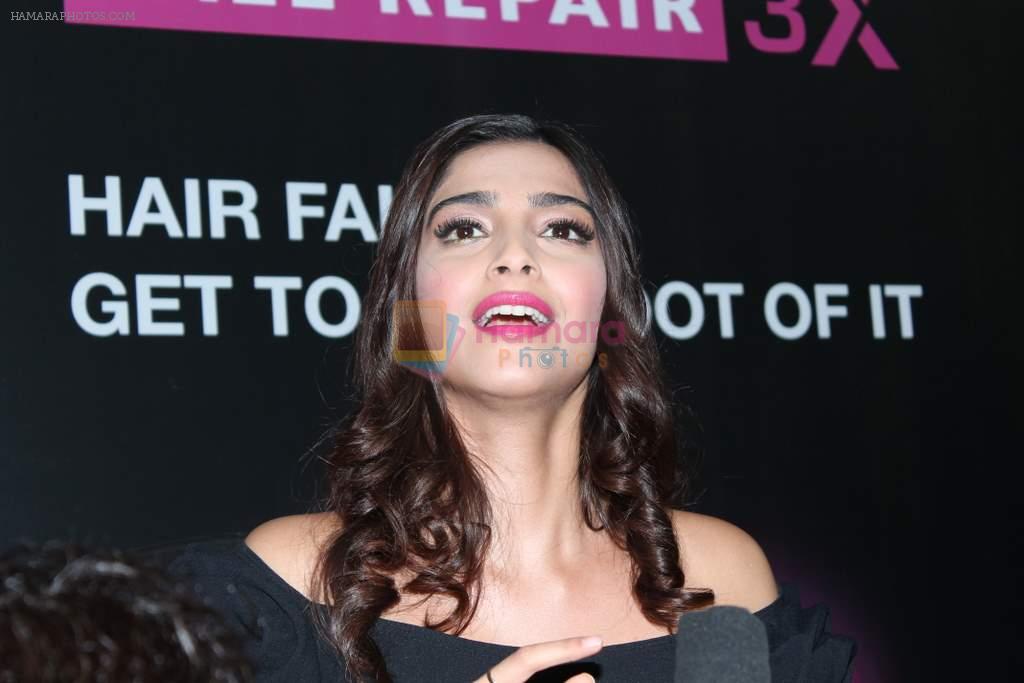 Sonam Kapoor at Loreal event in Mumbai on 22nd March 2012