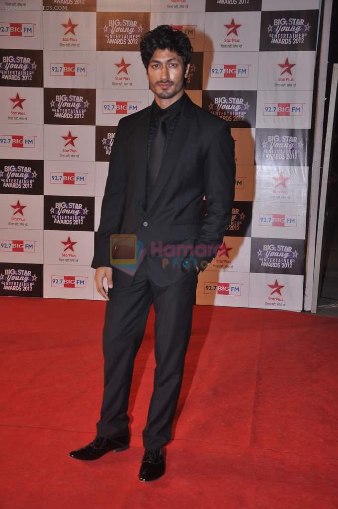Vidyut Jamwal at Big Star Young Entertainer Awards in Mumbai on 25th March 2012