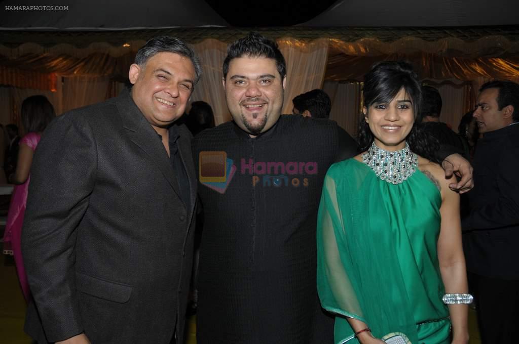 Riyaaz Amlani in the centre with Marut and Anusuya Sikka at Reema Sen wedding reception in Mumbai on 25th March 2012