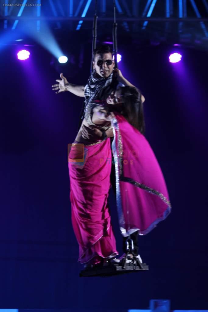 Akshay Kumar at Femina Miss India in Bhavans on 30th March 2012