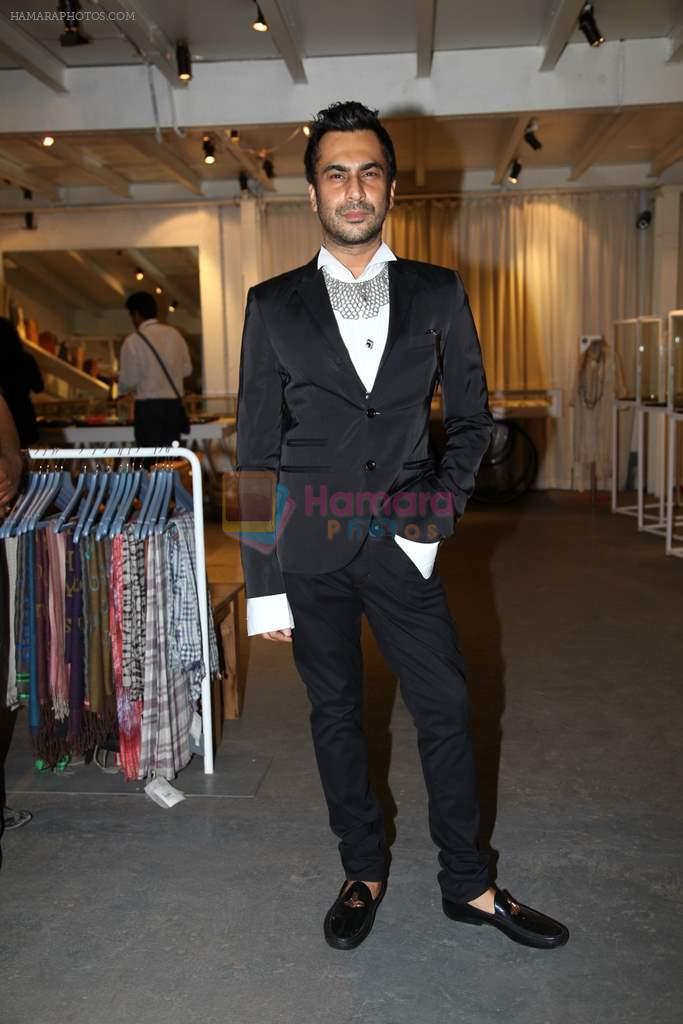 Aki Narula at Le Mill men's wear collection launch in Mumbai on 31st March 2012