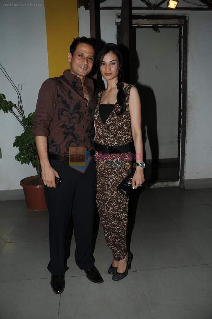 Harmeet with his wife at Rohit Verma's sis bash in Mumbai on 3rd April 2012