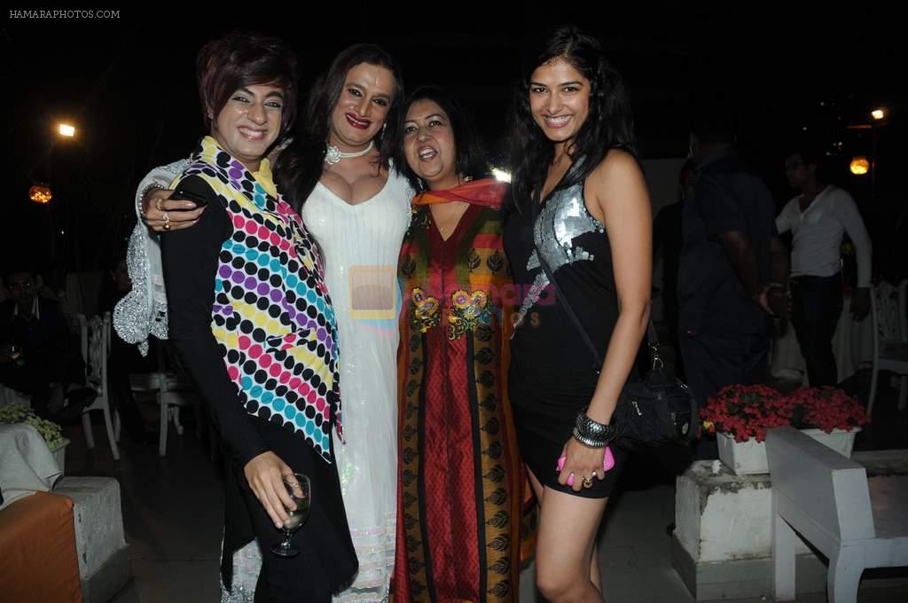 Rohit Verma, Laxmi, Swati, and Priyanka Shah at Rohit Verma's sis bash in Mumbai on 3rd April 2012