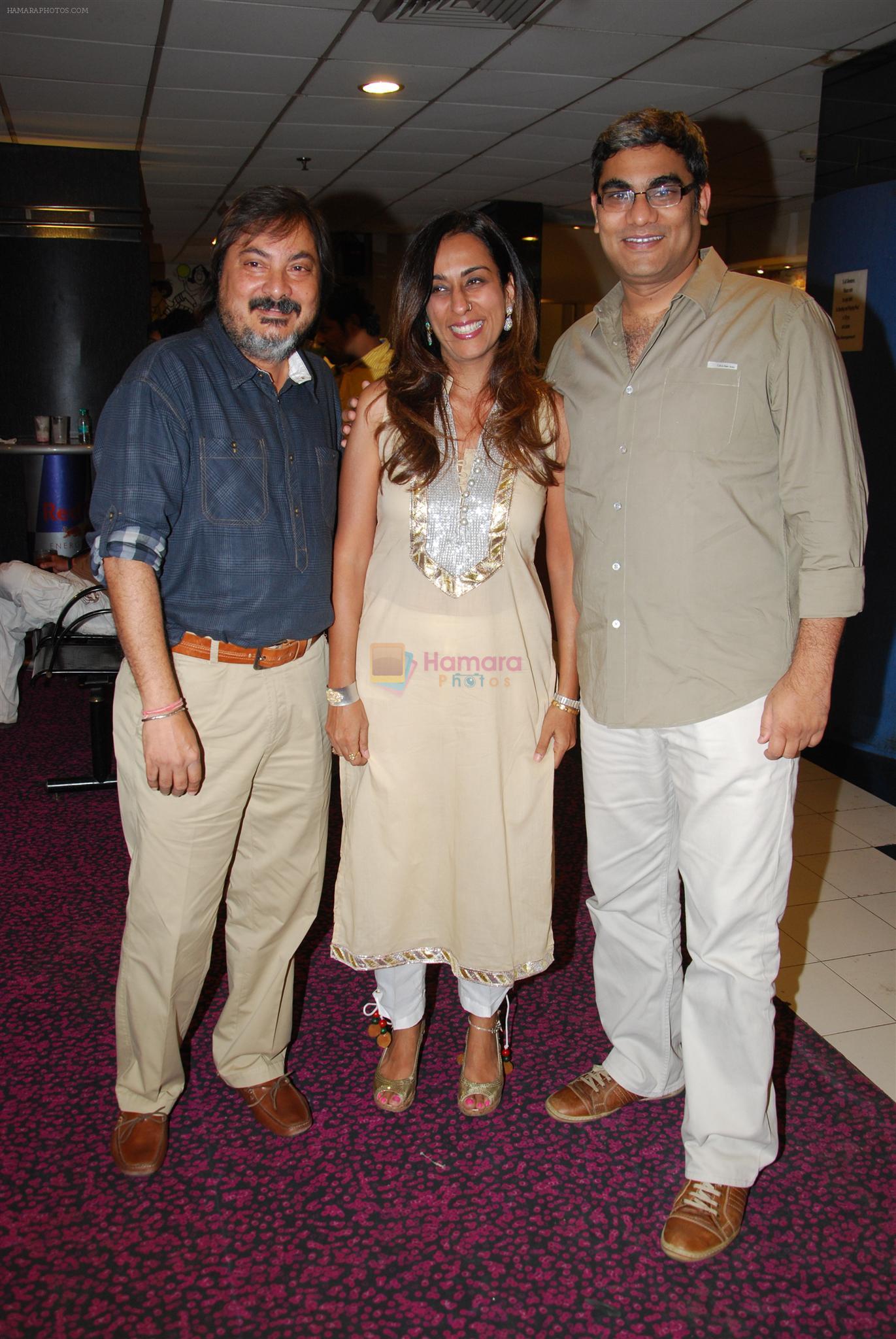 Tony Singh at the Celebration of the Completion Party of 100 Episodes of PARVARISH kuch khatti kuch meethi in bowling alley on 7th April 2012