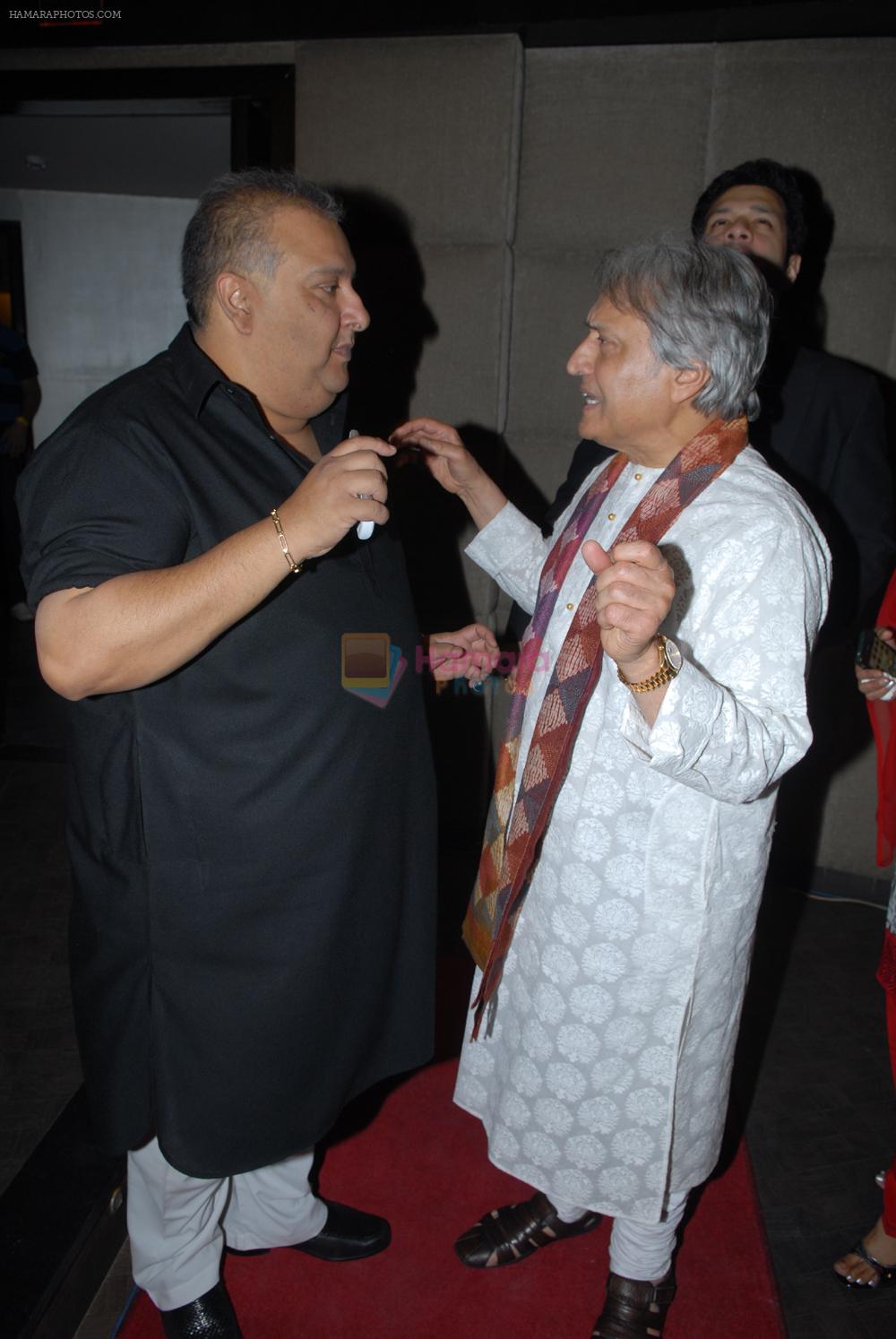 Shujaat Khan and Amjad Ali at the launch of singer Azaan Khan's debut album Philo- sufi in New Delhi on 30th March 2012