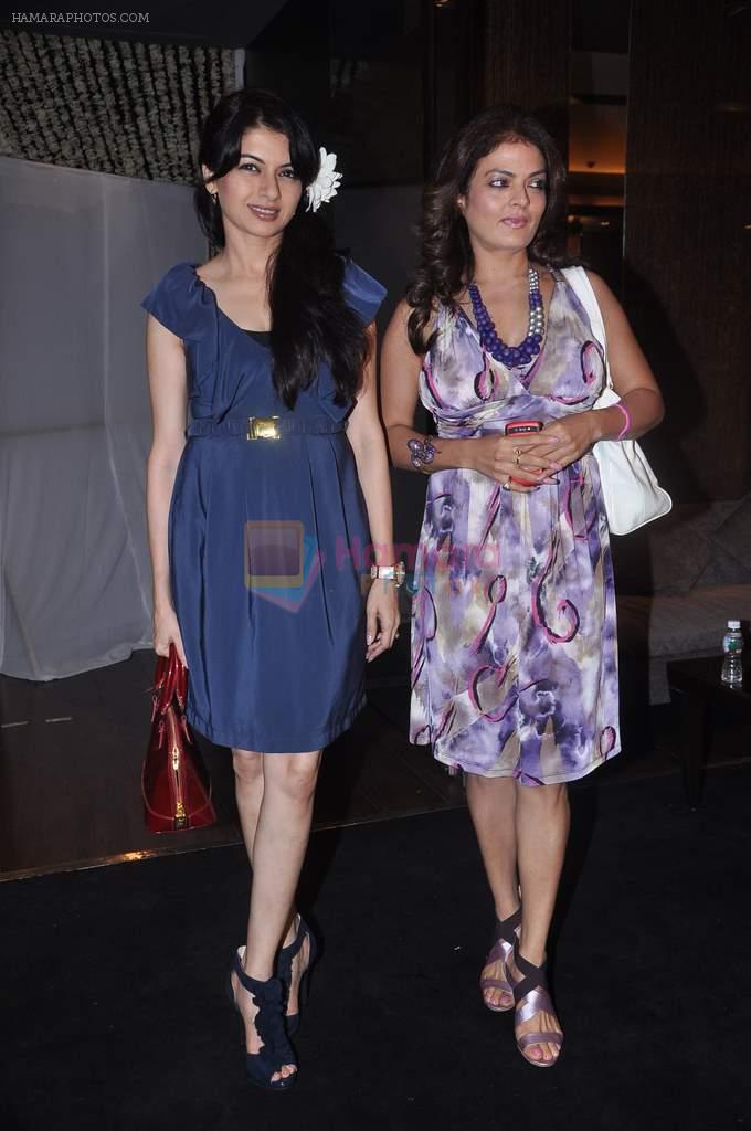 Sheeba, Bhagyashree at Maheka Mirpuri Spring Summer collection launch in Mumbai on 11th April 2012