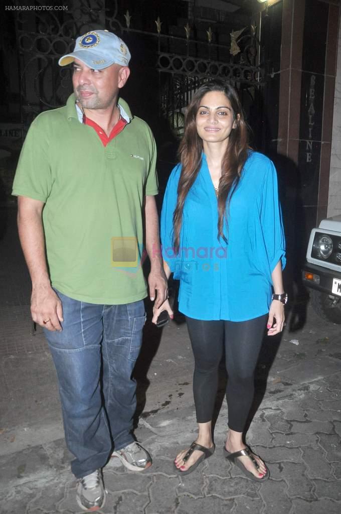 Apoorva Agnihotri, Alvira Khan at Bitto Boss spl screening at Ketnav, Mumbai on 13th April 2012