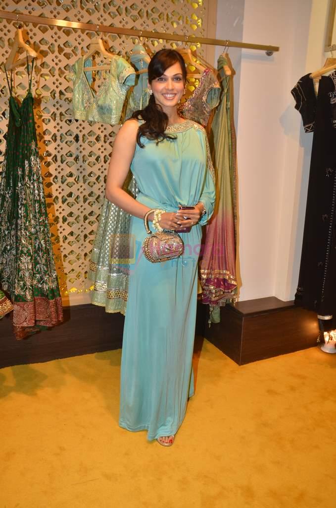 Isha Koppikar at the launch of Anita Dongre's store in High Street Phoenix on 12th April 2012