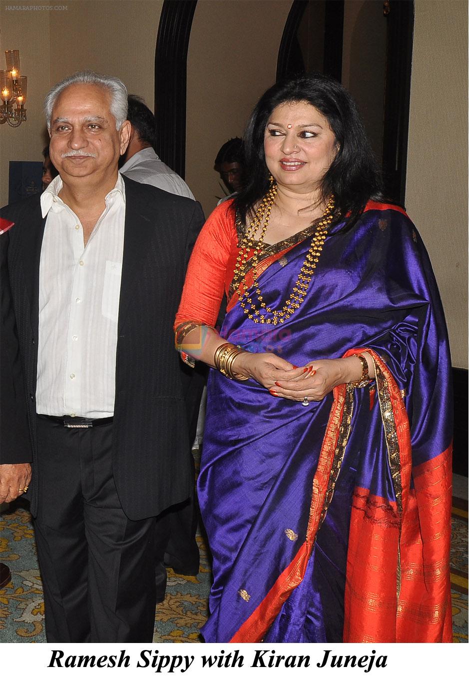 Ramesh Sippy with Kiran juneja at the Engagement ceremony of Arjun Hitkari with Gayatri on 19th April 2012