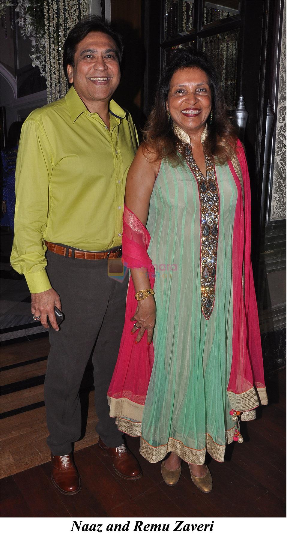 Naaz and Remu Zaveri at the Engagement ceremony of Arjun Hitkari with Gayatri on 19th April 2012