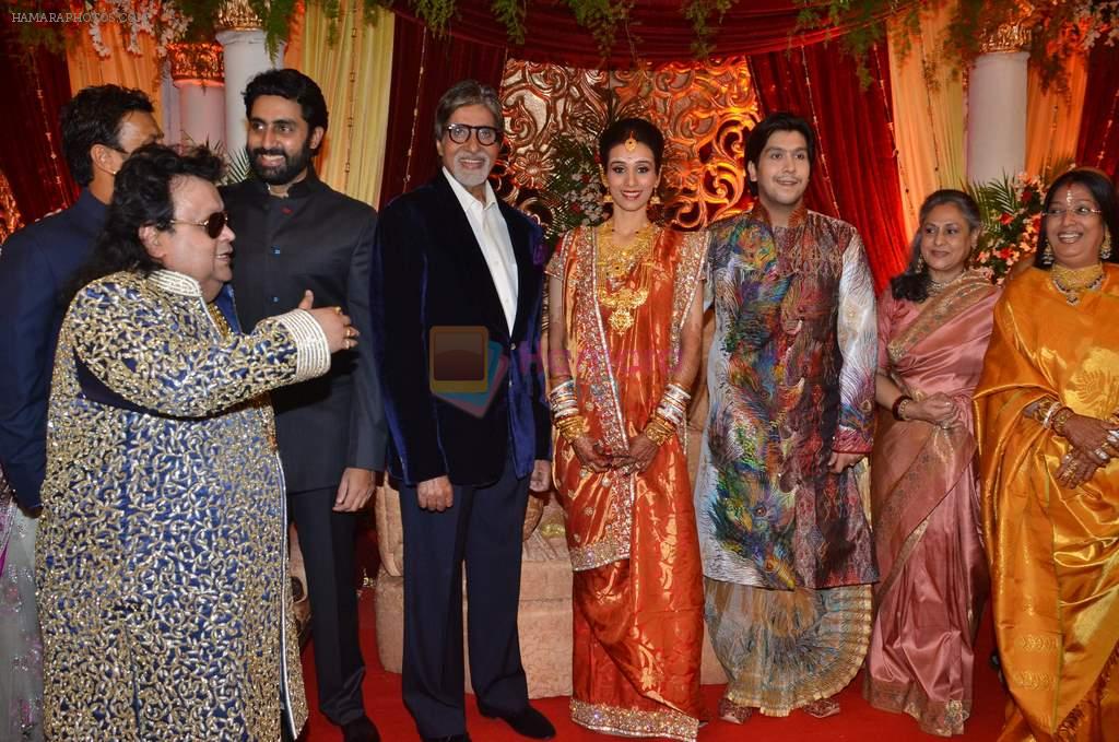 ABHISHEK, AMITABH, JAYA WITH THE FAMILY at Bappa Lahiri wedding reception in J W Marriott, Juhu, Mumbai on 20th April 2012