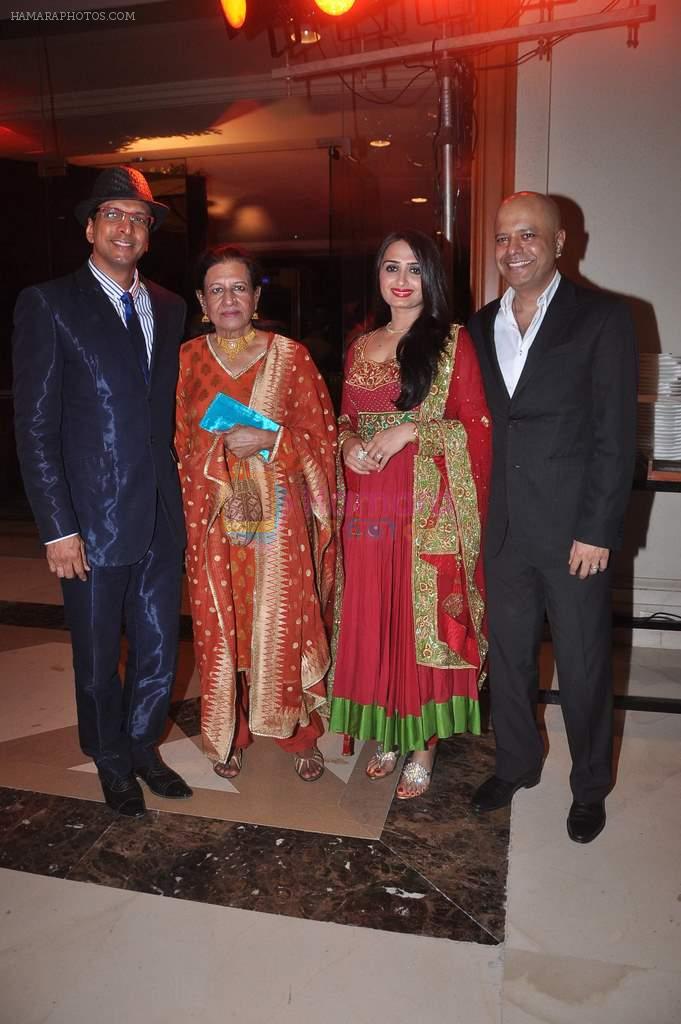 JAVED NAVED WITH MOM AND VAED's WIFE SADIAH at Bappa Lahiri wedding reception in J W Marriott, Juhu, Mumbai on 20th April 2012