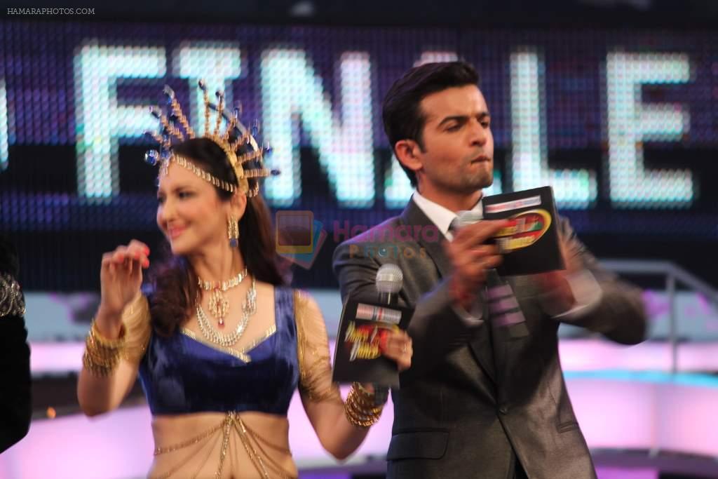 Jay BHanushali at Dance India Dance grand finale in Mumbai on 21st April 2012