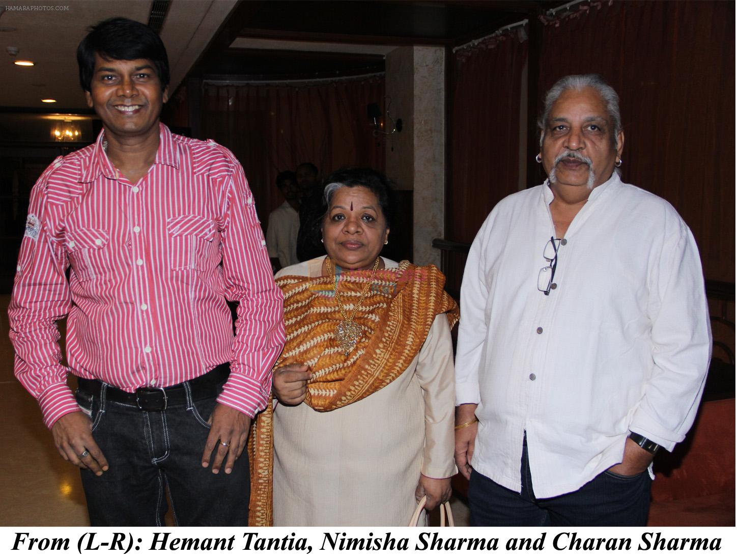 Hemant Tantia, Nimisha Sharma and Charan Sharma at a musical tribute to Sachin Tendulkar by Hemant Tantia in Mumbai on 24th April 2012