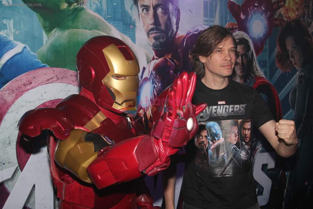 Luke Kenny at Avengers premiere  in Mumbai on 24th April 2012