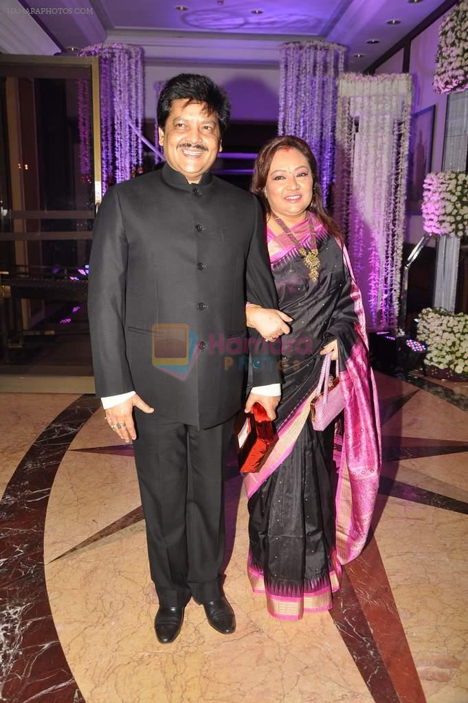 Udit Narayan at Sunidhi Chauhan's wedding reception at taj lands end in Bandra, Mumbai on 26th April 2012