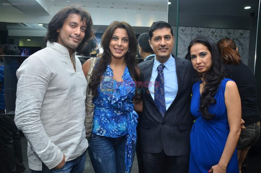 sky, pooja, sunil and kiran datwani at Gehna Jewellers celebrates 26years of excellence in Mumbai on 26th April 2012