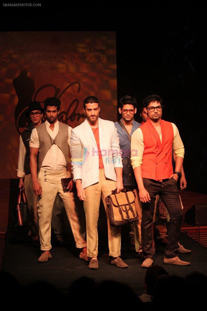 promotes Fatso at Shalom fashion show in Andrews, Bandra, Mumbai on 30th April 2012