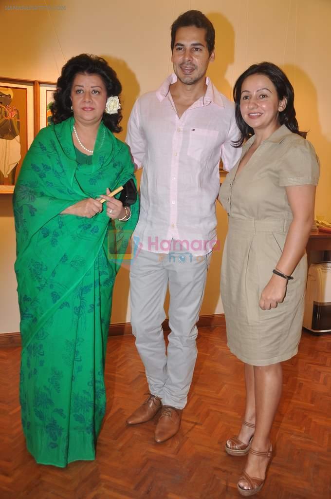 Dino Morea at art event hosted by Nandita Mahtani and Penny Patel in India Fine Art on 2nd May 2012