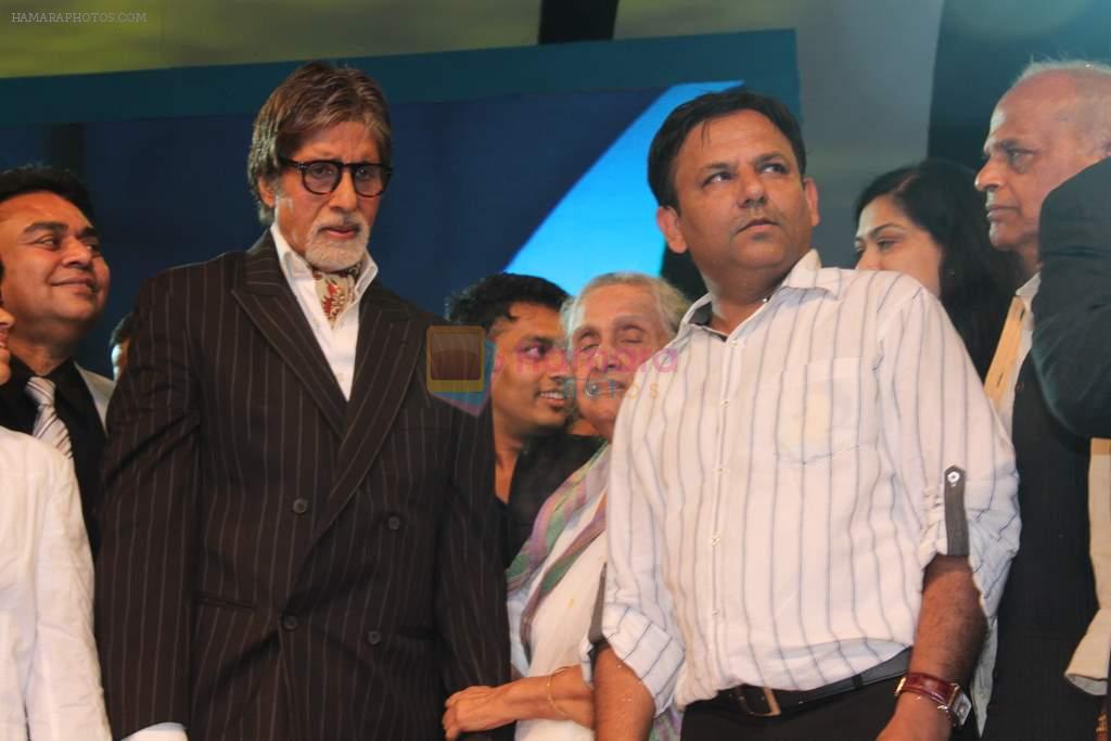 Amitabh Bachchan at 143rd Dadasaheb Phalke Academy Awards 2012 on 3rd May 2012