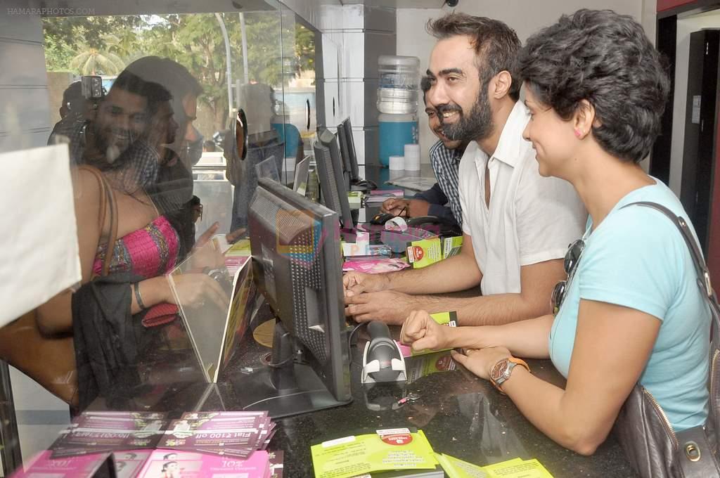 Gul Panag, Ranvir Shorey with Fatso stars sell tickets in PVR, Mumbai on 4th May 2012