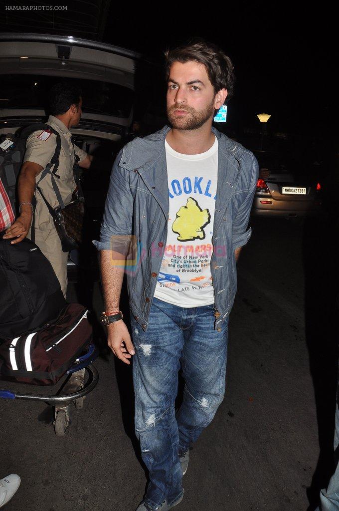 Neil Mukesh leave for 3G movie shoot in Airport, Mumbai on 11th May 2012