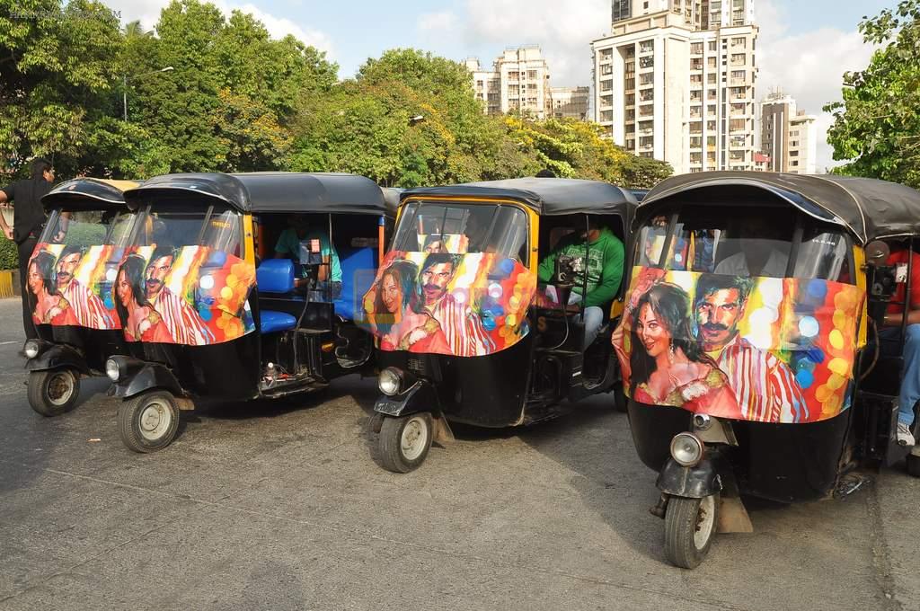 at Rowdy Rathore promotional rickshaw race on 12th May 2012