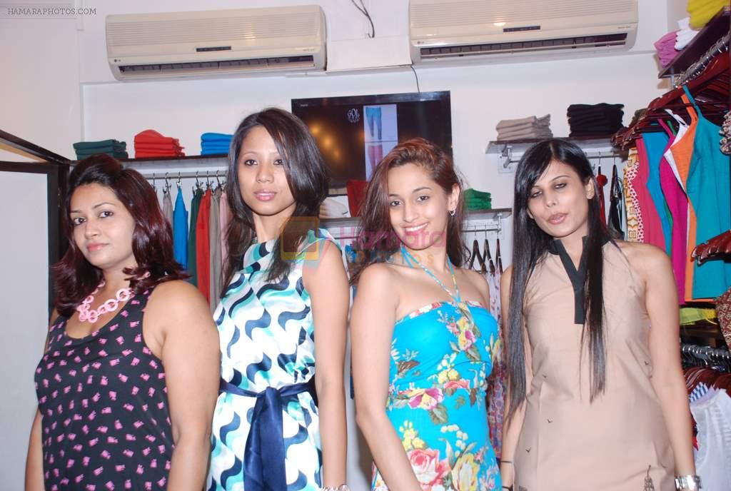Shweta Pandit at Golmaal store new collection launch in Lokhandwala, Mumbai on 13th May 2012
