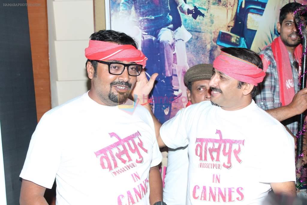 Anurag Kashyap, Manoj Tiwari at Gangs of Wasseypur press meet in Mumbai on 16th May 2012