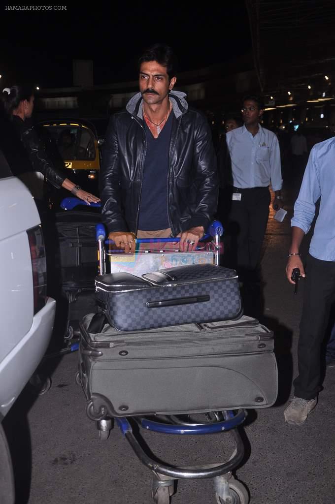 Arjun Rampal leave for Cannes on 24th May 2012