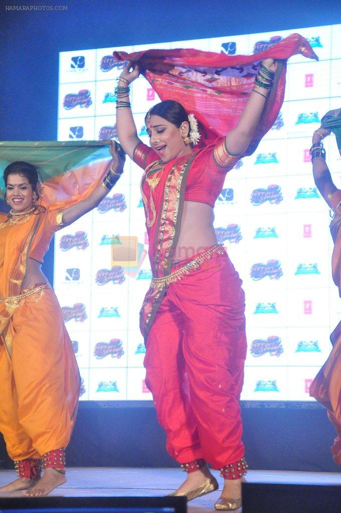 Vidya Balan item song to promote Ferrari Ki Sawari in Bandra, Mumbai on 25th May 2012