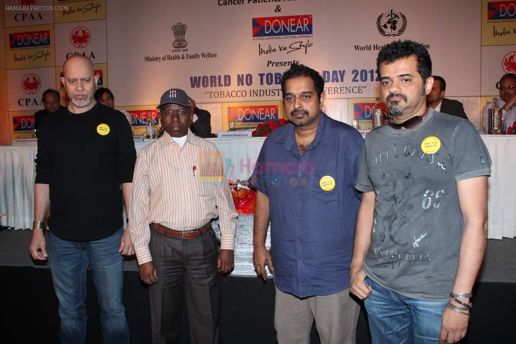 Shankar Mahadevan, Ehsaan Noorani, Loy Mendonsa at CPAA press conference in Trident, Mumbai on 25th May 2012