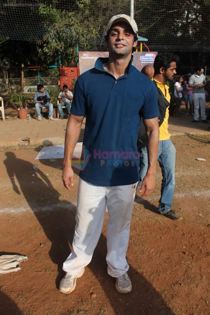 Karan Wahi at Radiocity Cricket match in Dadar on 26th May 2012