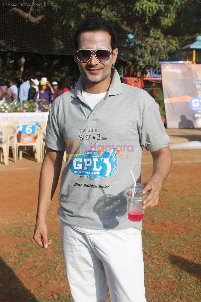 Manmeet Gulzar at Radiocity Cricket match in Dadar on 26th May 2012