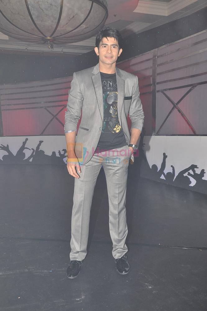 Hussain Kuwajerwala at Launch of Sony Indian Idol in J W Marriott, Mumbai on 29th May 2012