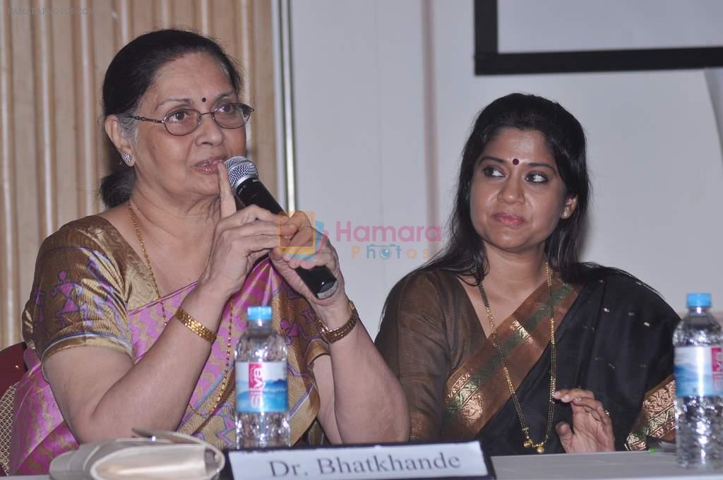 Renuka Shahane at World MS day in Marine Lines on 30th May 2012
