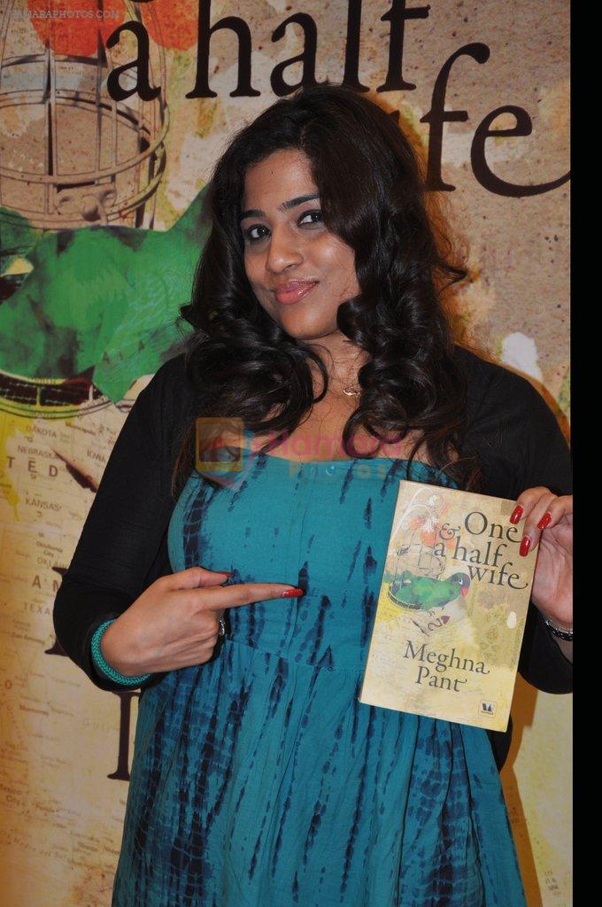 at Meghna Pant's One and Half Wife book reading at crossword, Juhu, Mumbai on 1st June 20112