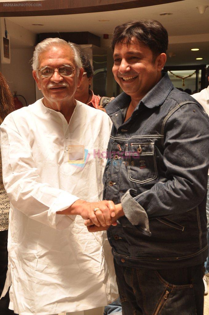 Gulzar, Sukhwinder Singh at Whistling woods bollywood celebrations in Filmcity on 1st June 2012