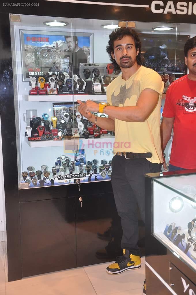 Ranvijay Singh promoted Casio watches in Oberoi Mall, Mumbai on 3rd June 2012