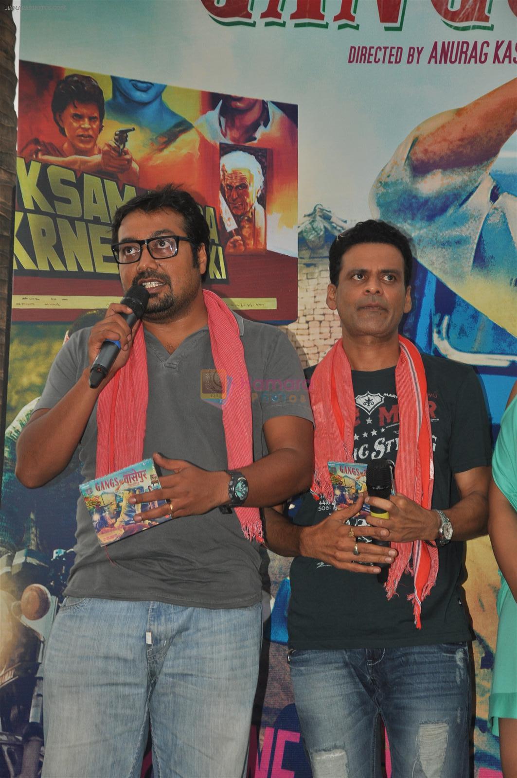 Manoj Bajpai, Anurag Kashyap at the film Gangs of Wasseypur music launch in Mumbai on 5th June 2012