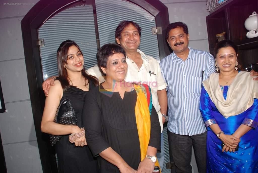 Adesh Bandekar, Suchitra Bandekar at Shrabani Deodhar's birthday bash in Fat Cat Cafe on 6th June 2012